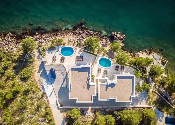 Poseidon Vila